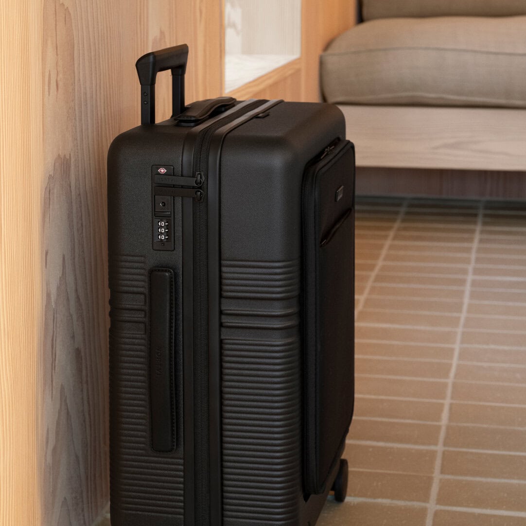 Elite Cabin Suitcase | with Front Pocket | Midnight Black